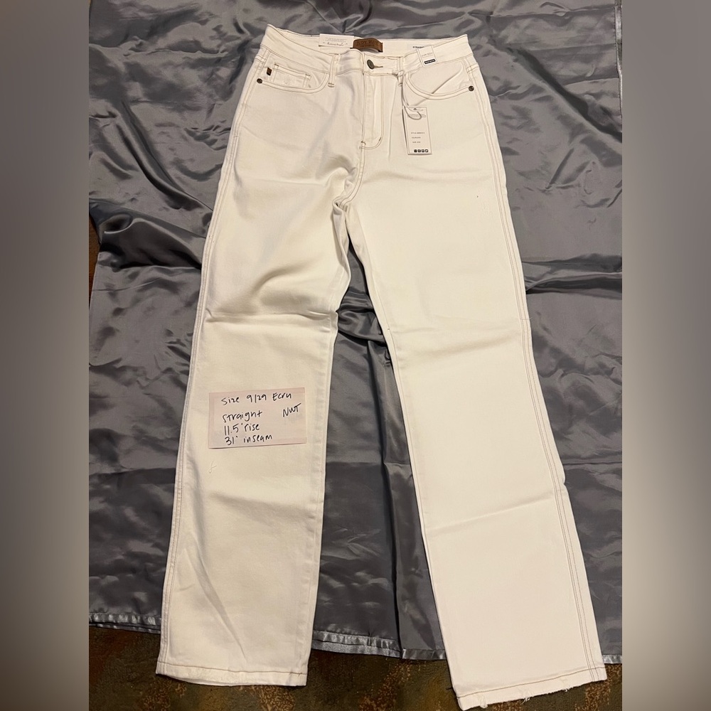 Judy Blue ecru Straight Leg Jeans size 9 NWT